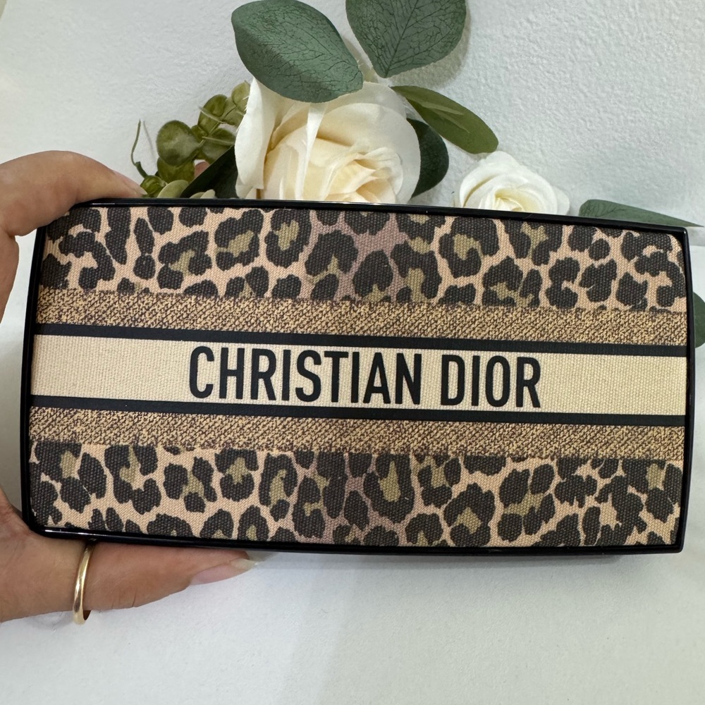 DIOR PALETTE FARDS A PAUPIERE EYESHADOW 001 MITZAH EDITION - Picture 2 of 15
